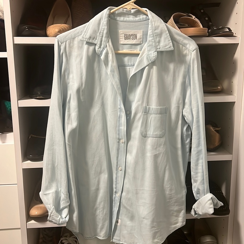 Grayson The Hero Top Womens 3 Light chambray 100% Cotton Button Up